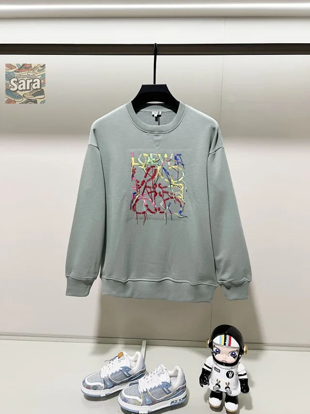 Loewe Hoodies & Sweatshirts Logo-Embroidered Crewneck Sweatshirt product detail image 11