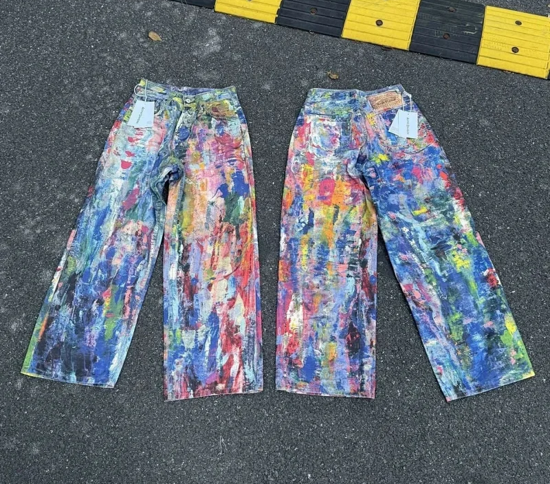 Fashionable Jeans
