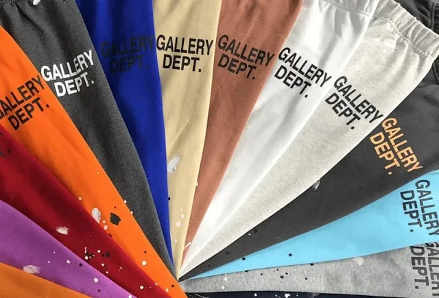 Gallery Dept. Trousers Paint-Splatter Side-Panel Joggers product detail image 2