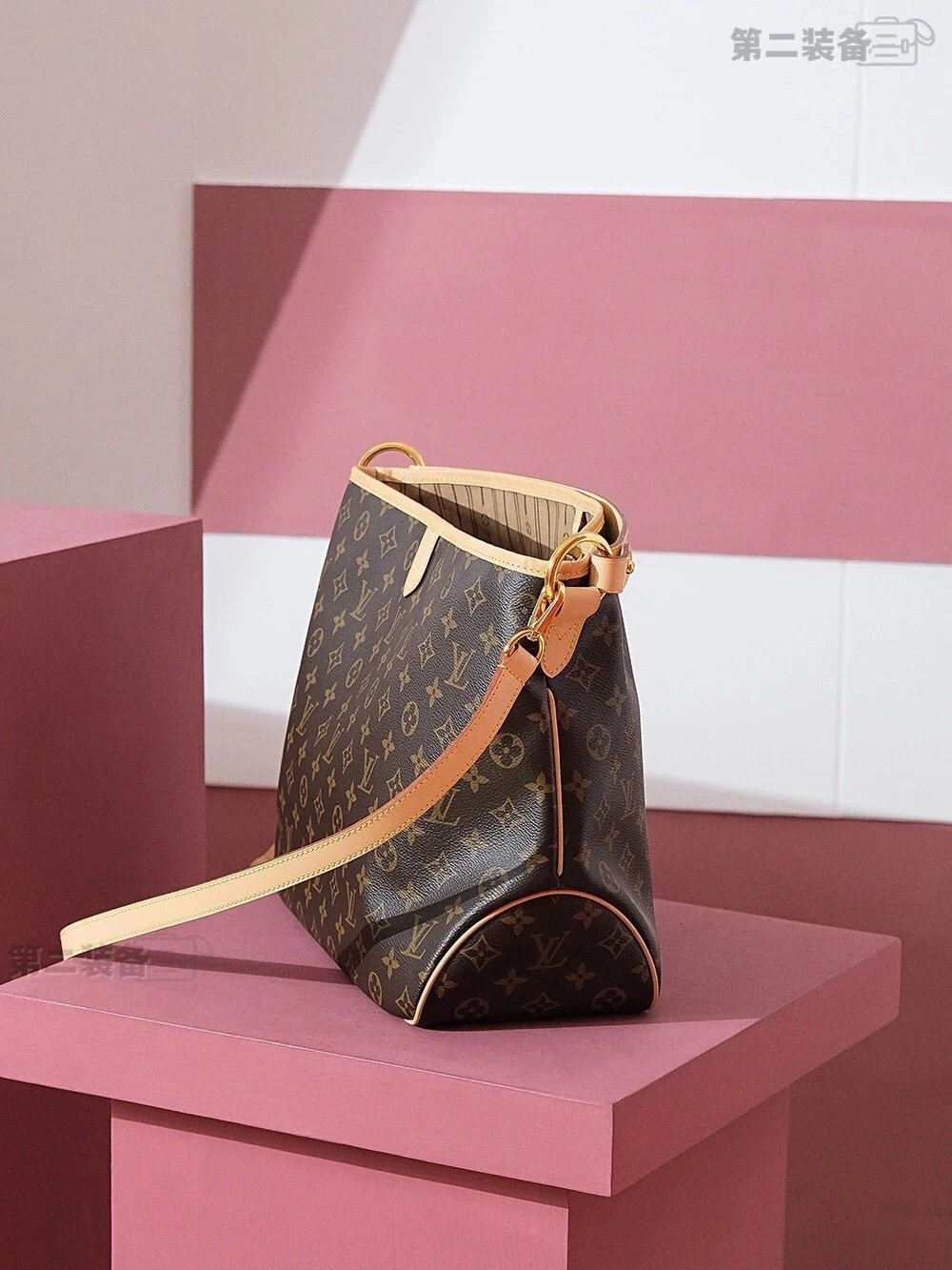 Louis Vuitton Monogram Canvas Neo Noé Shoulder Bag Brown - 26