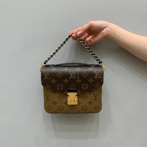 Louis Vuitton Pochette Métis Monogram Gradient Shoulder Bag - 10