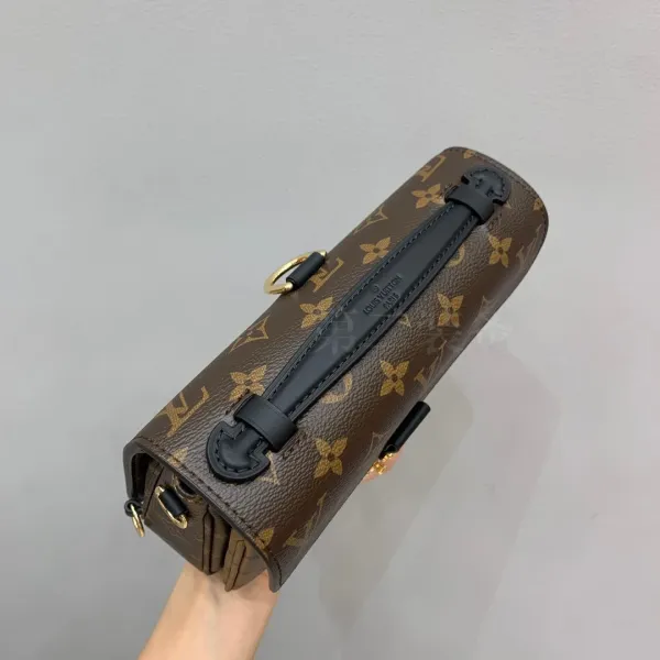 Louis Vuitton Pochette Métis Monogram Gradient Shoulder Bag - 17
