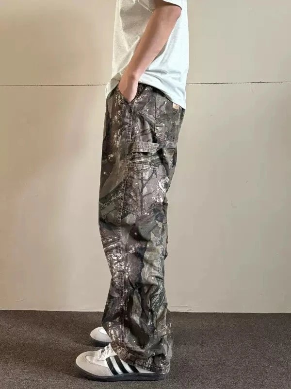 Carhartt Heavyweight Washed Distressed Work Pants photo 3