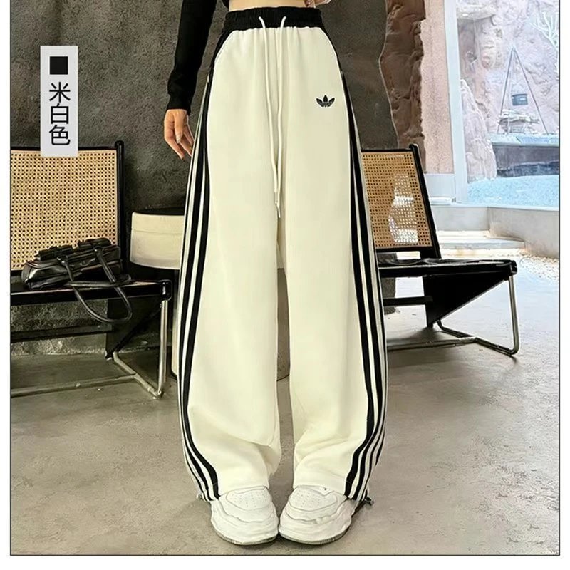Wide-Leg Straight Pants