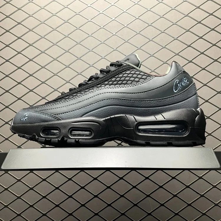 Nike Air Max 95 Black Leather Mesh Running Shoes
