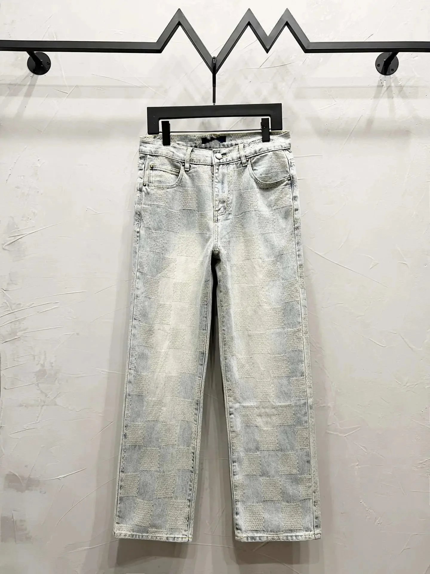 LYM870