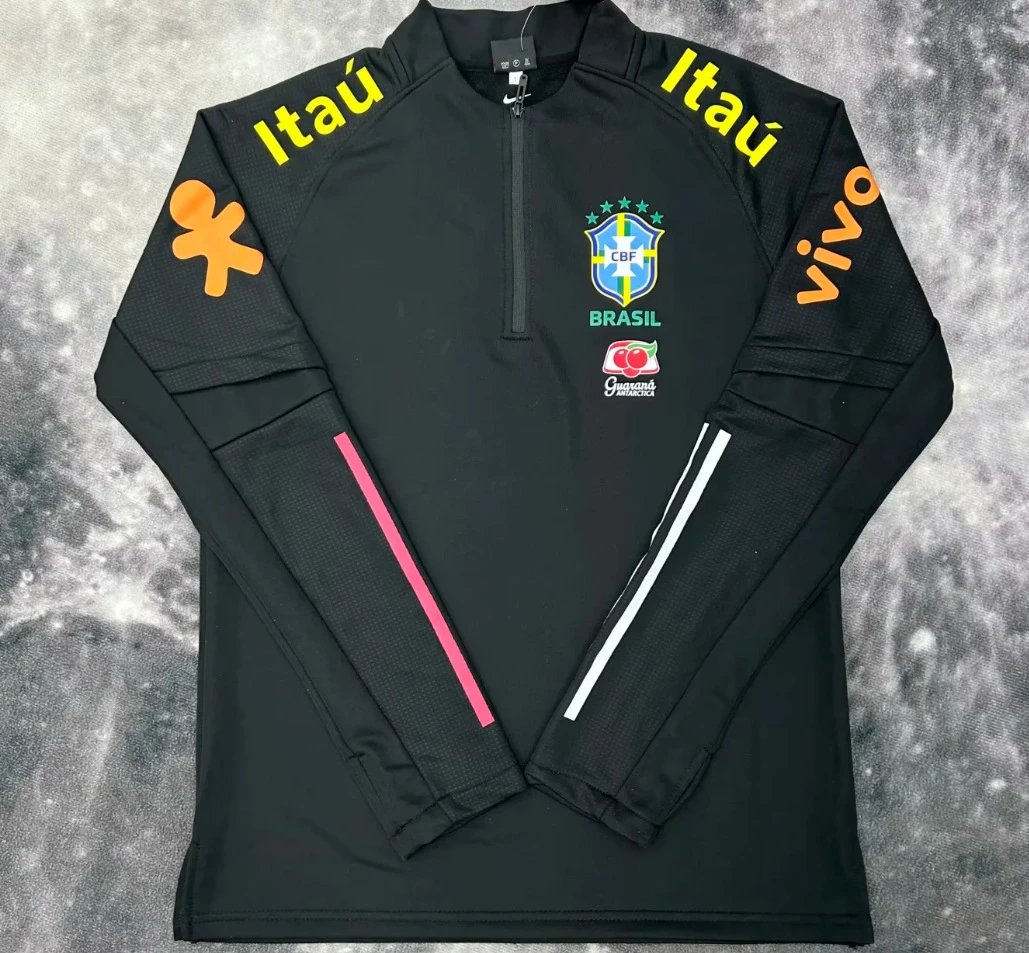 Lightweight Brazil Black Half-Zip