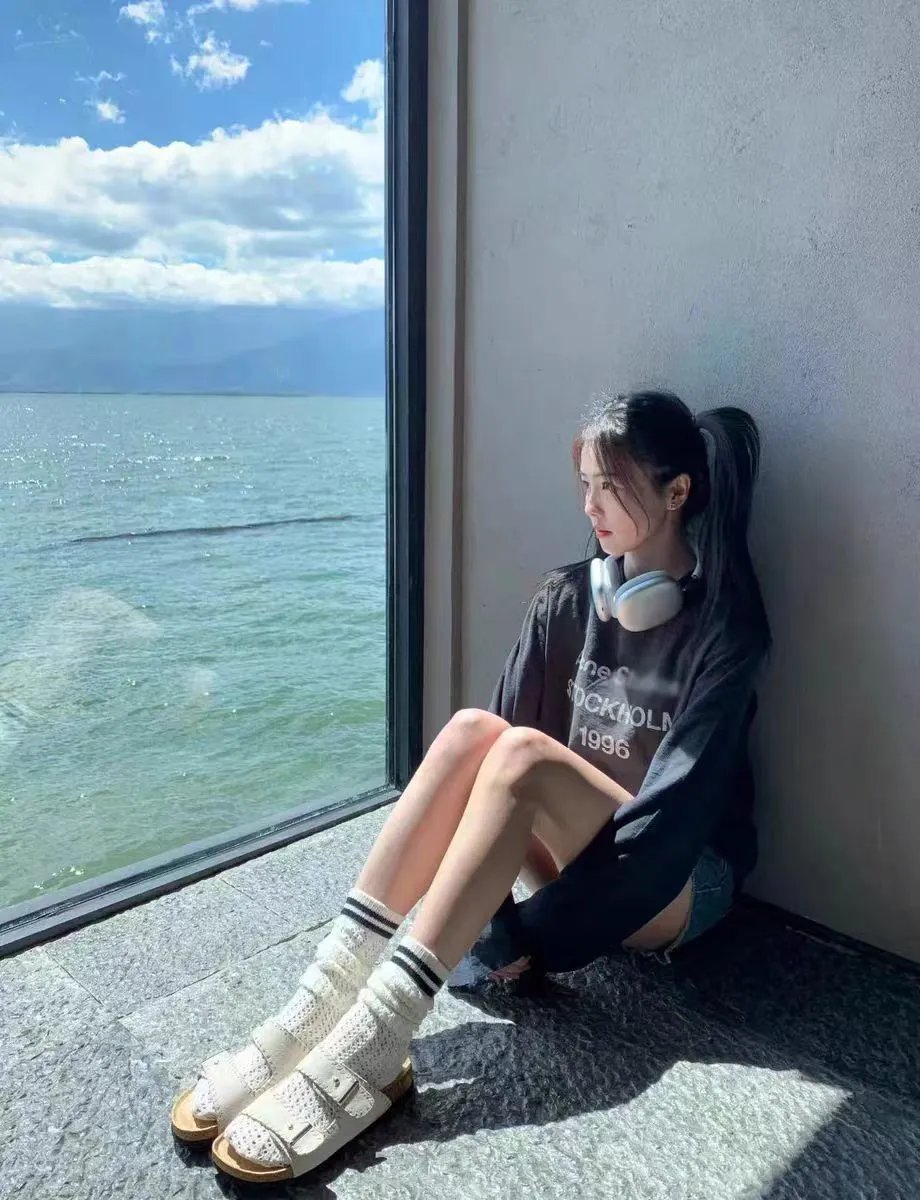 hooded sweatshirt