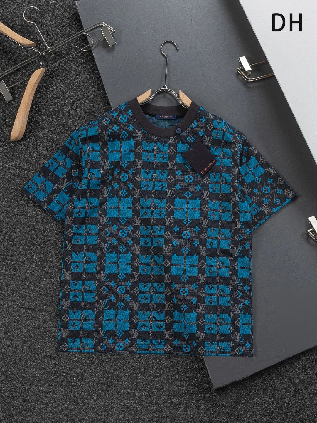 Louis Vuitton T Shirt