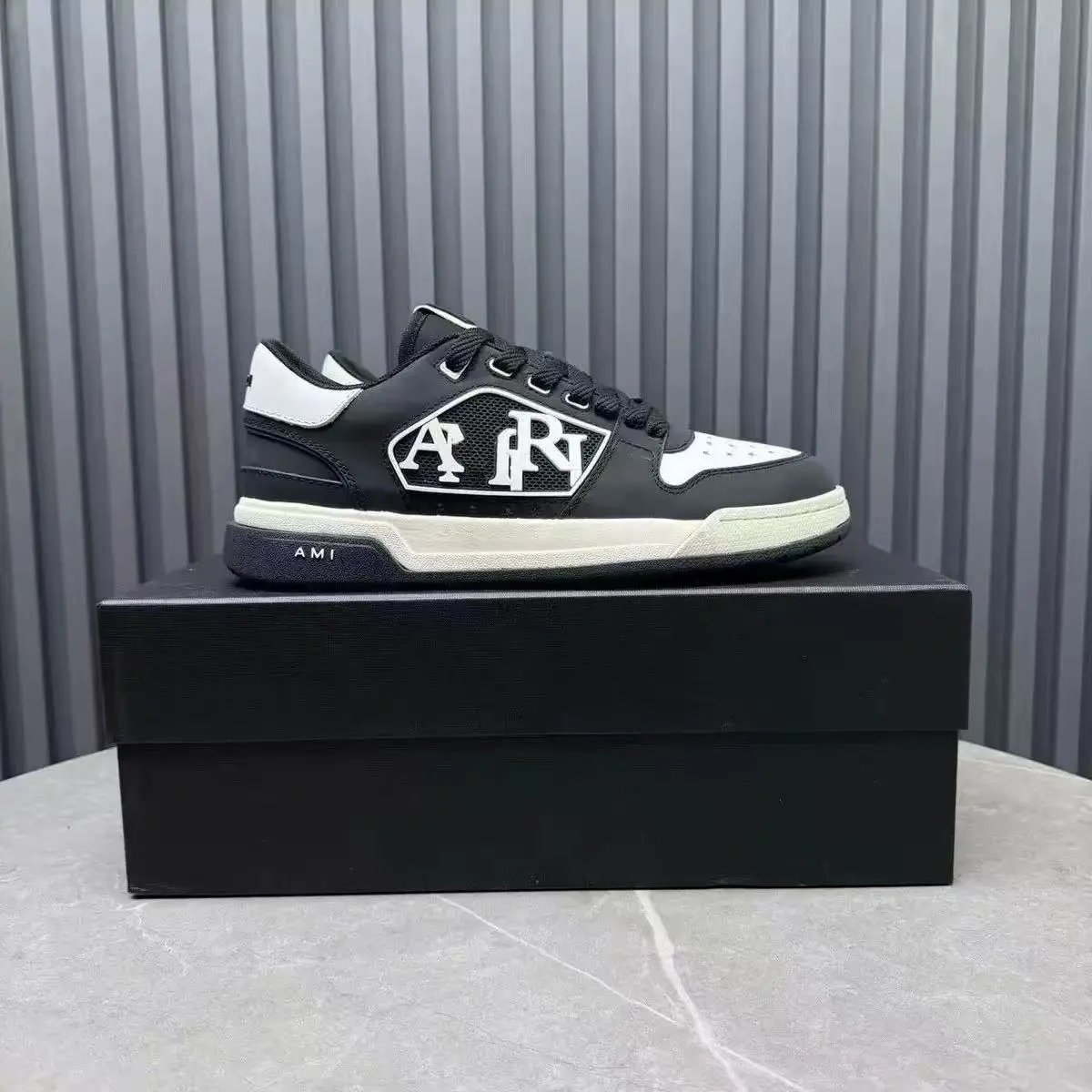 AMIRI Sneakers MA Skyline low-top — AMIRI CRYSTAL CLASSIC LOW black