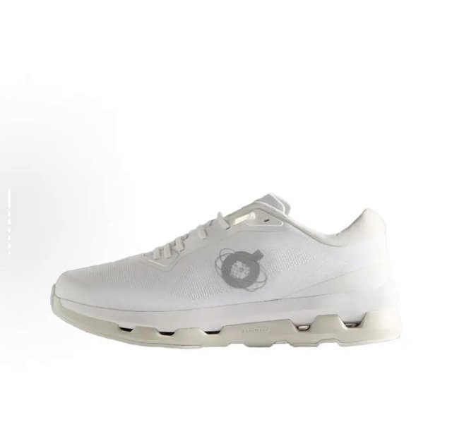 On Running Clouds Sneakers: seller detail photo 5