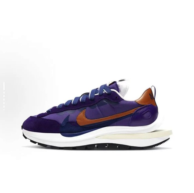 Nike x Sacai VaporWaffle Sneakers: seller detail photo 9
