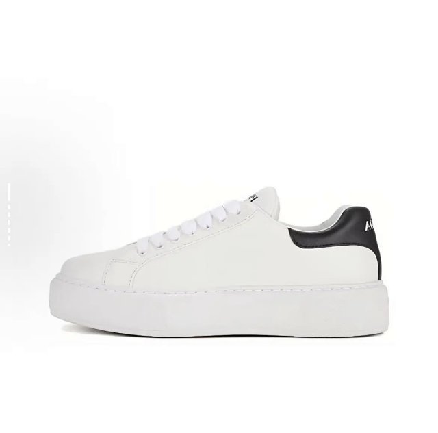 PRADA Shoes: seller detail photo 5