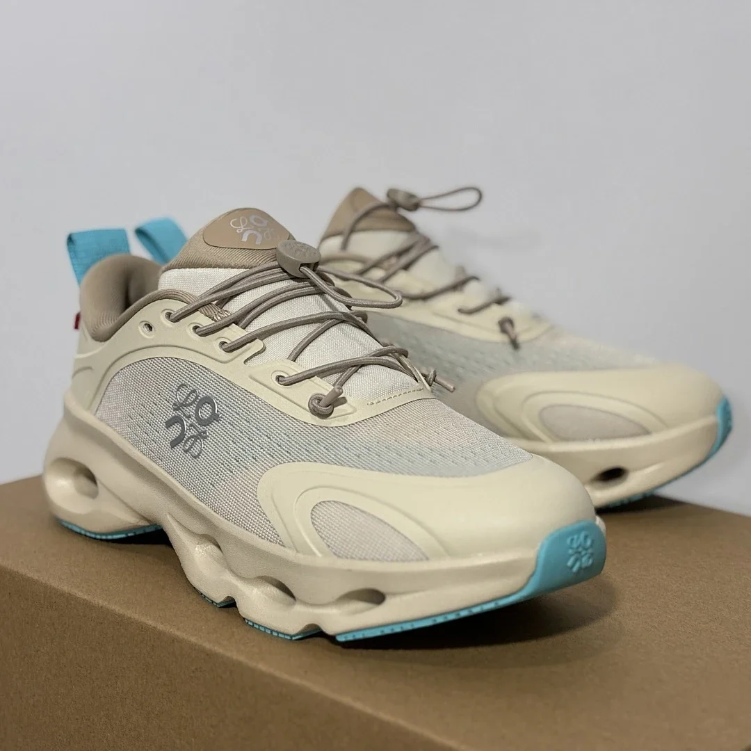 Loewe x On Cloudsolo