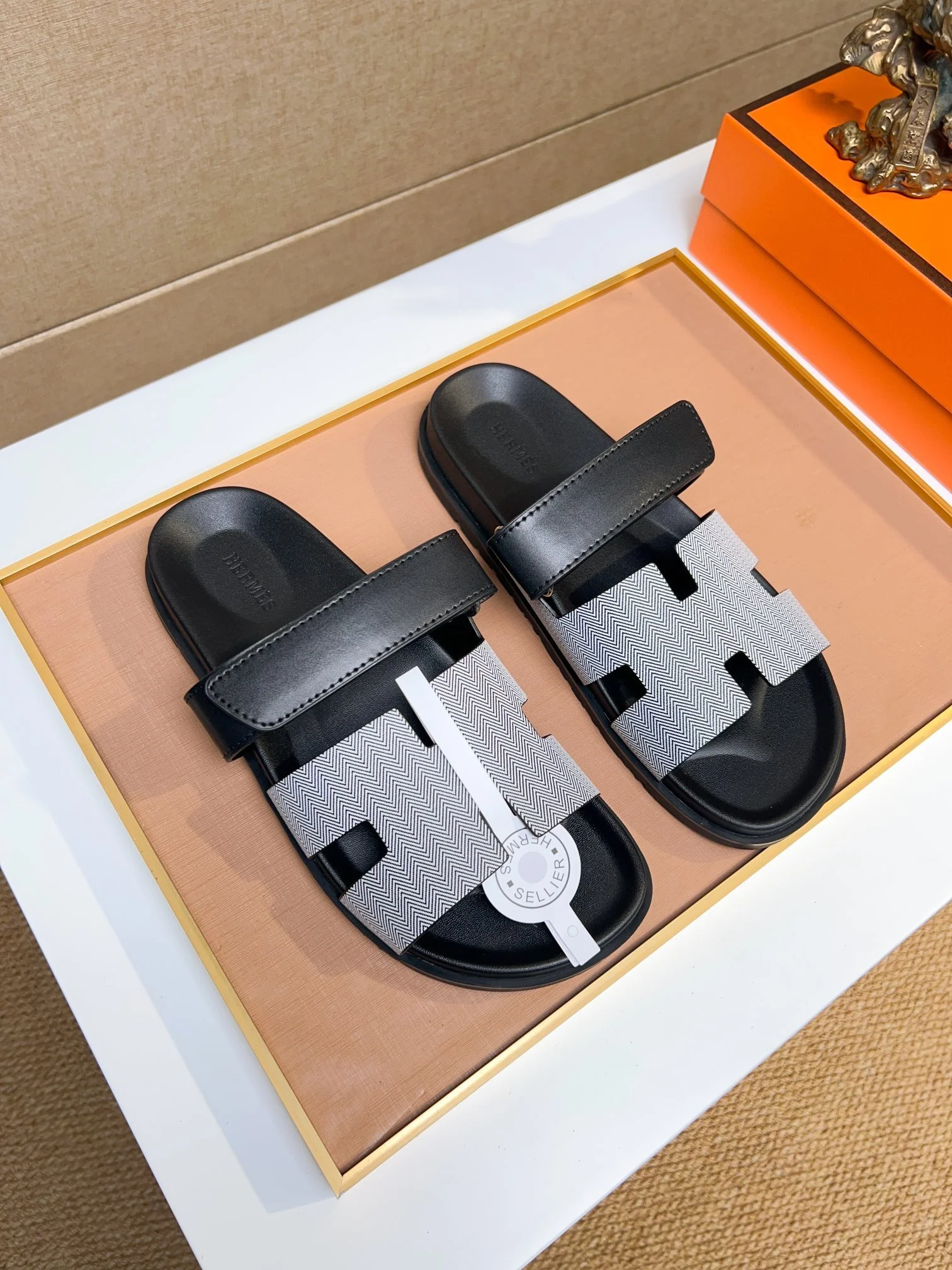 Hermès Slides