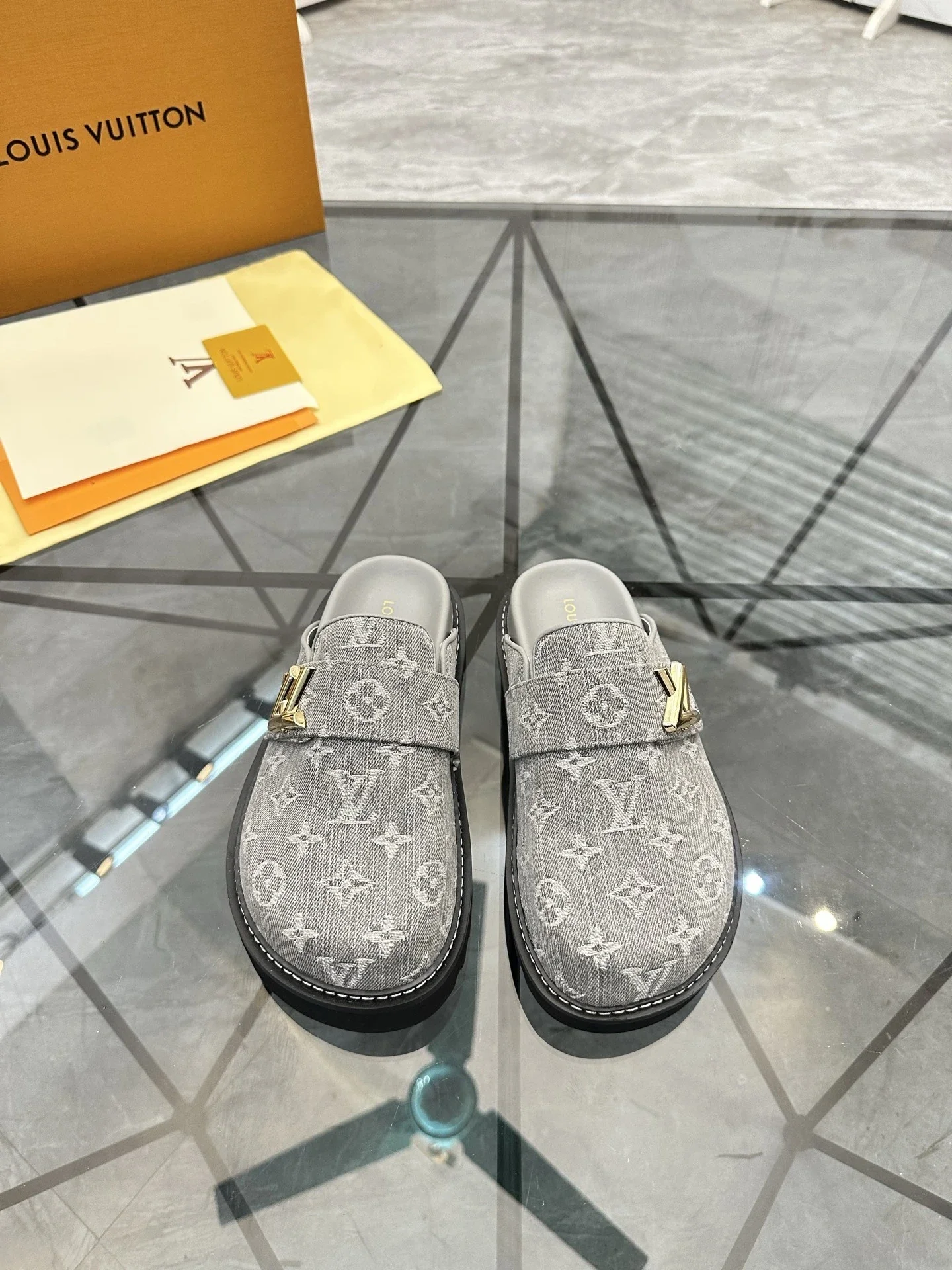 Louis Vuitton Slides