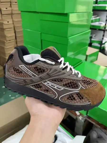 Bottega Veneta Mesh Runner Brown Sneakers - 1
