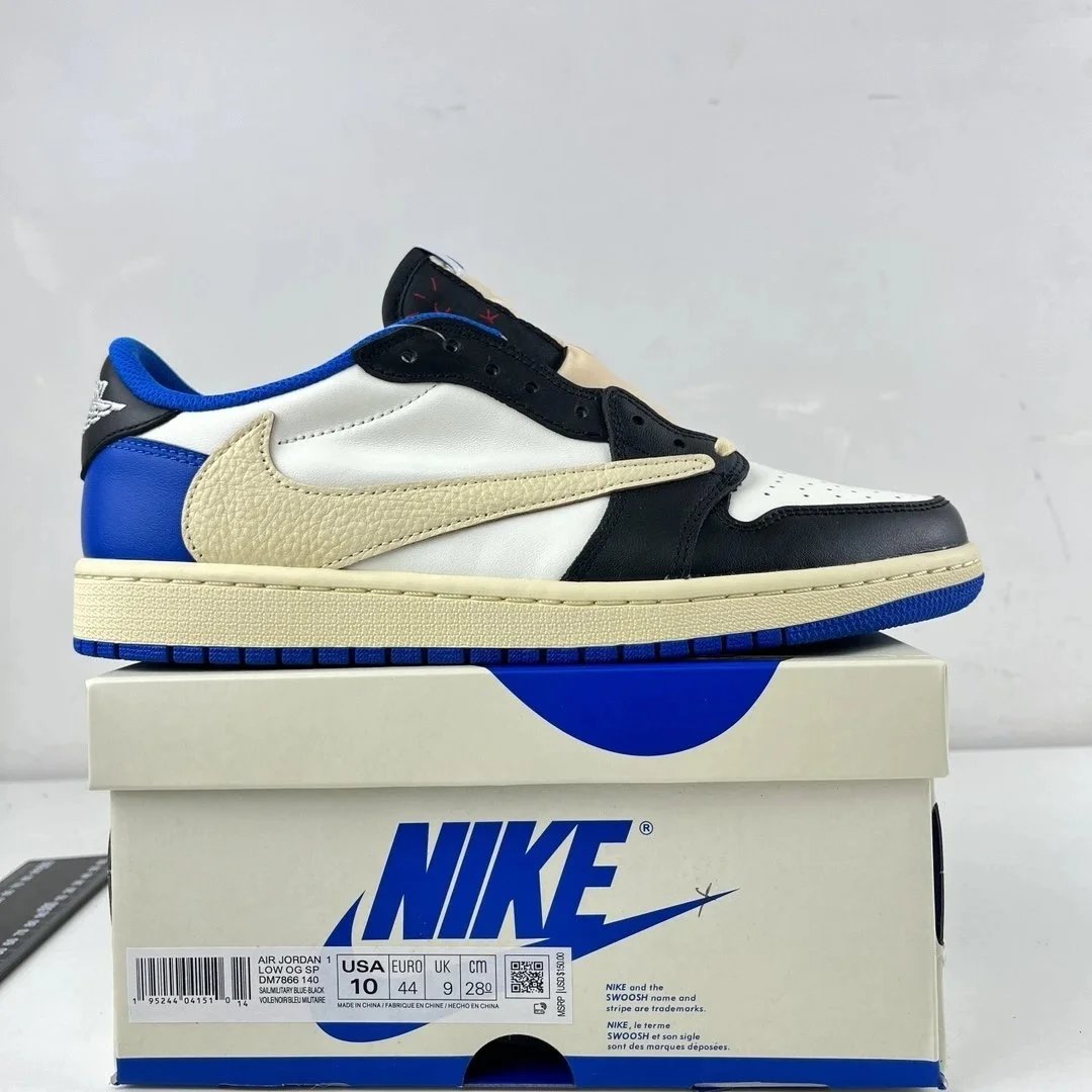Nike x Travis Scott Air Jordan 1 Low OG 'Cactus Jack' Navy Sneakers - 35