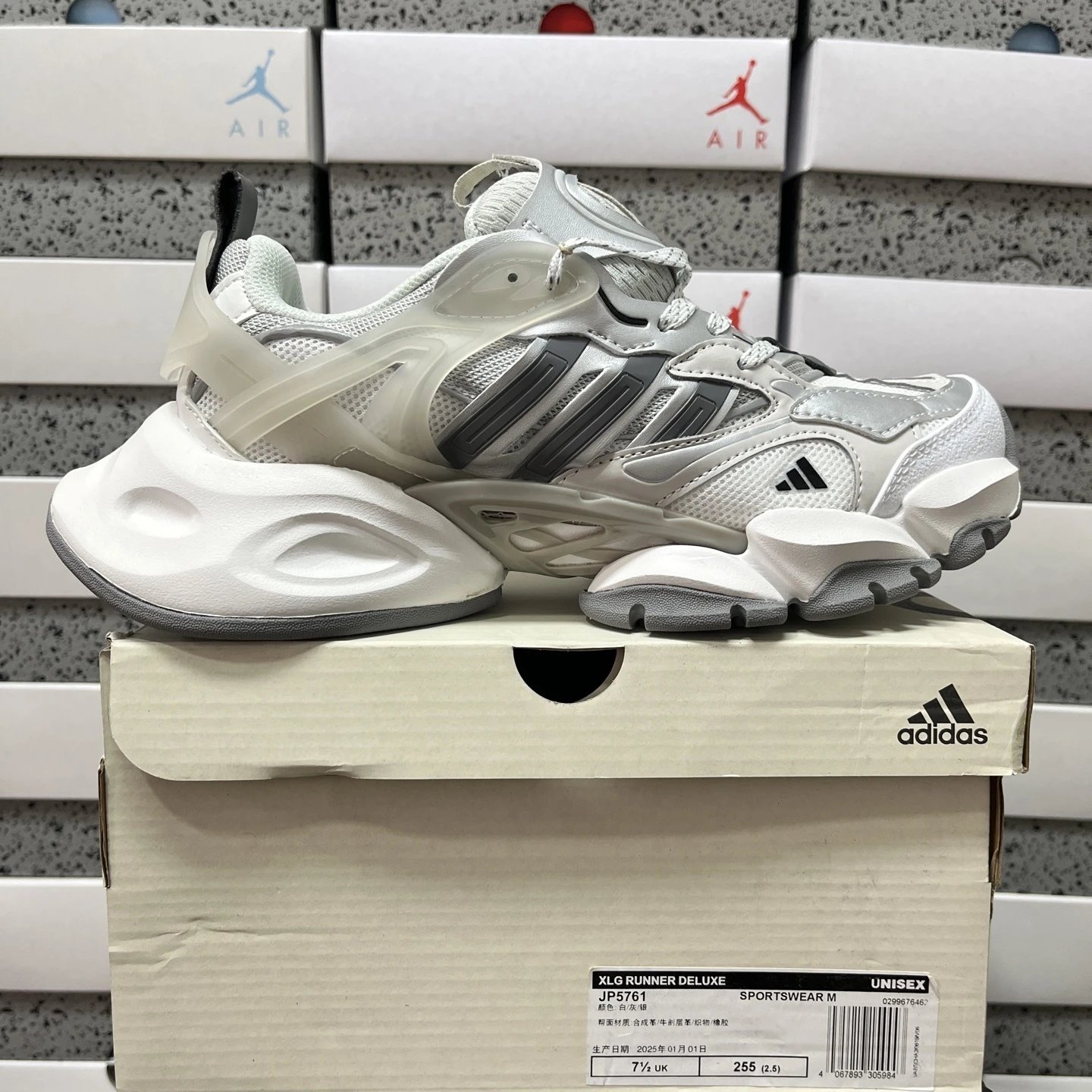 SK01-18255