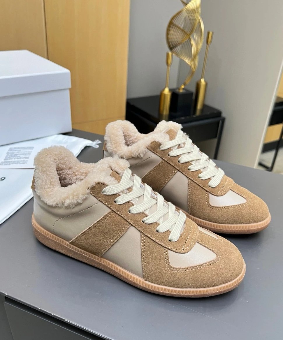Maison Margiela Replica Sneakers Mint Green and Gray Sneakers - 39