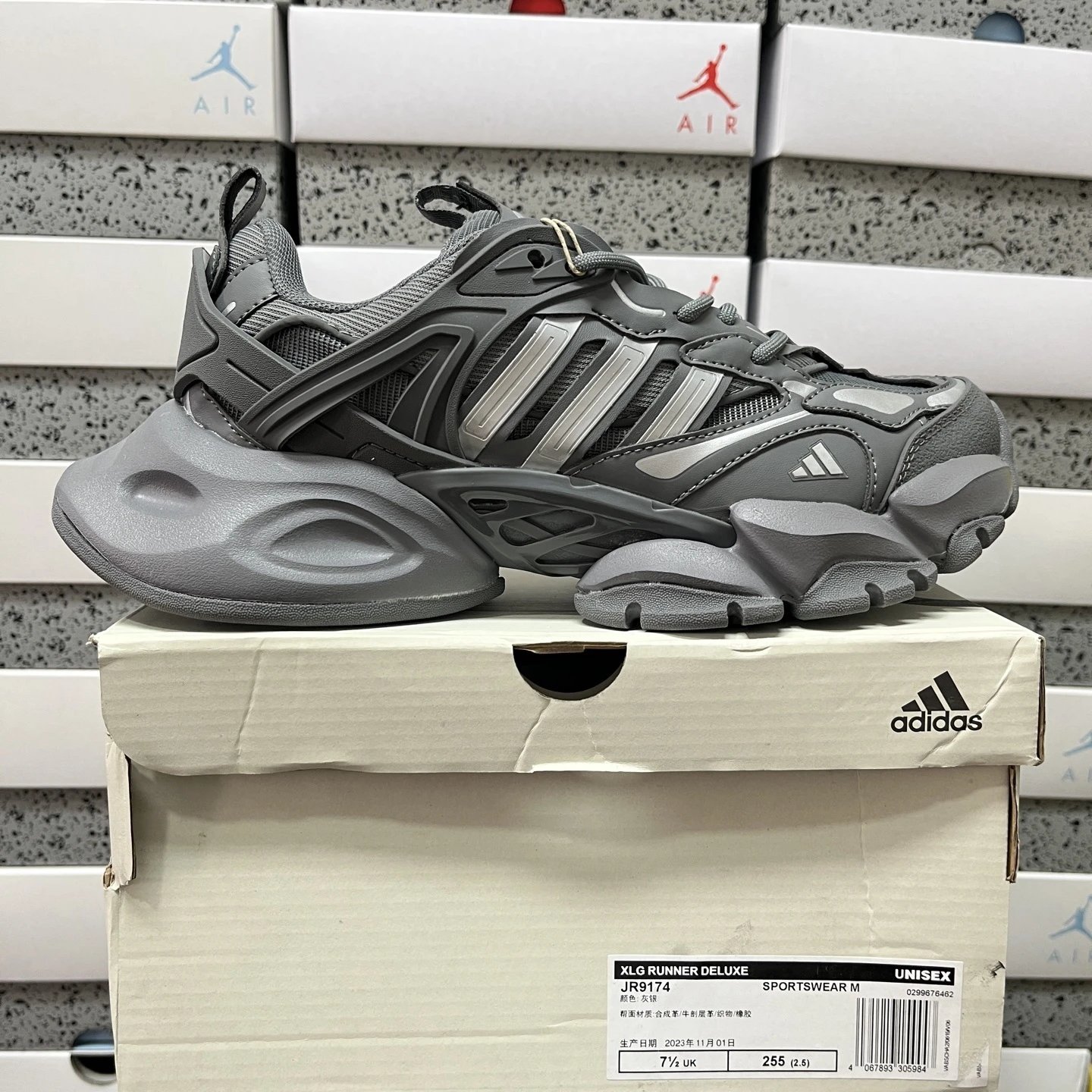 SK01-18260