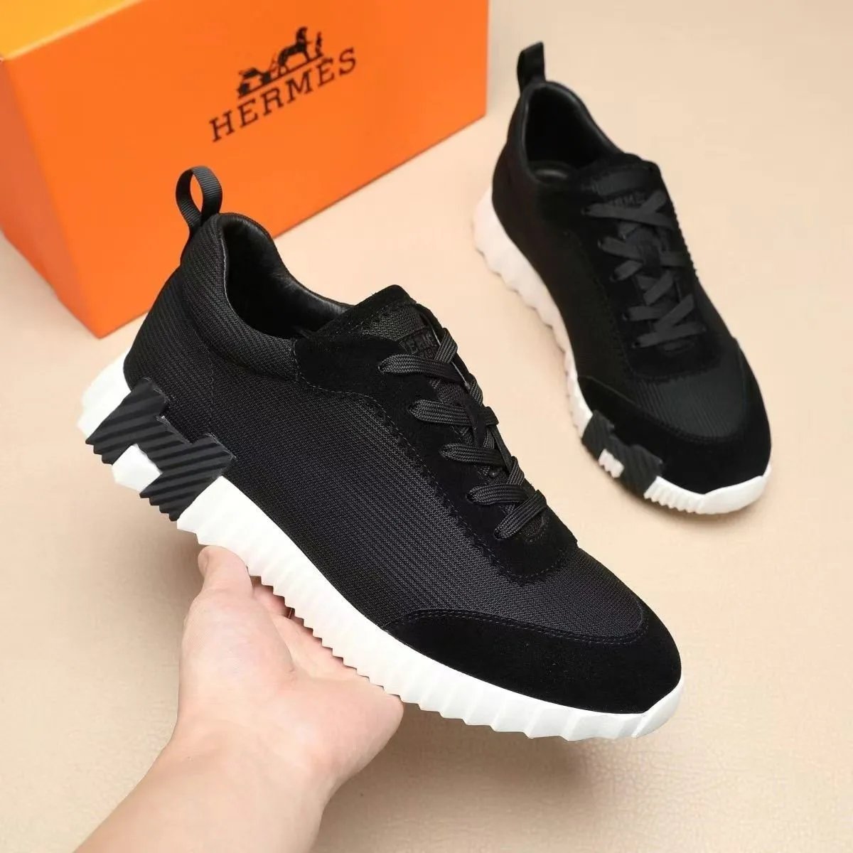 H Sneakers