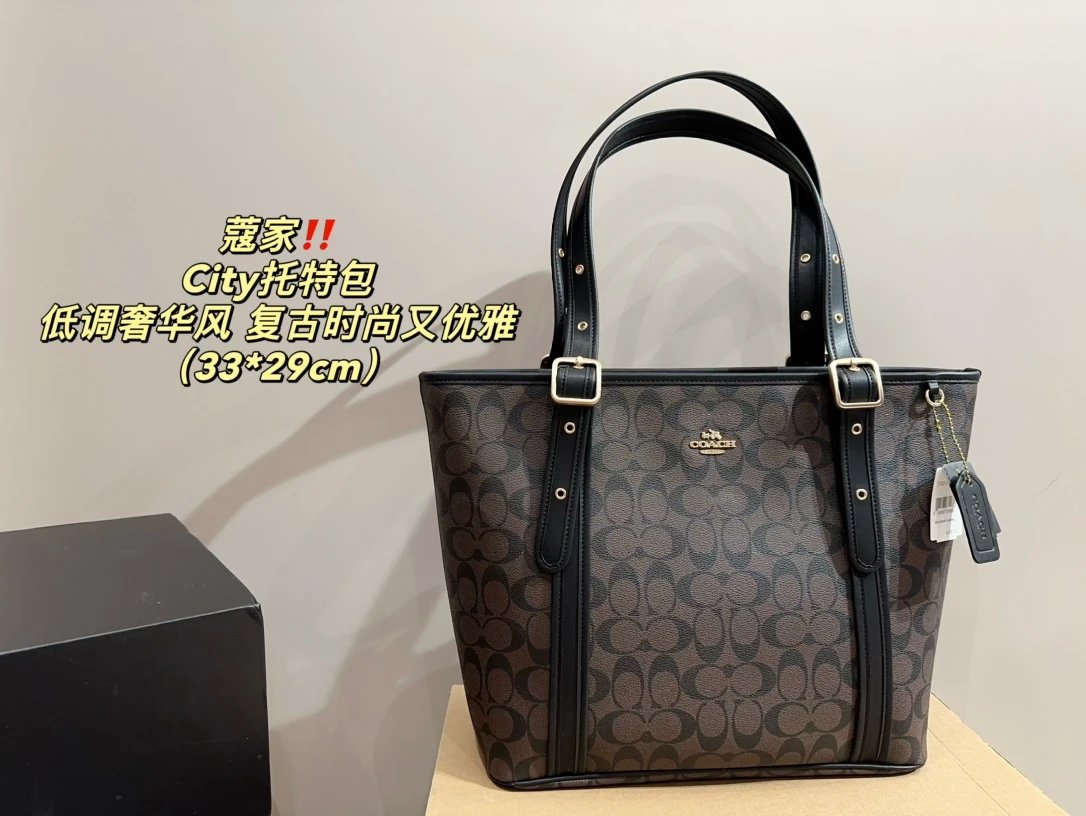 C**ch Handbags 33*29 - 132815