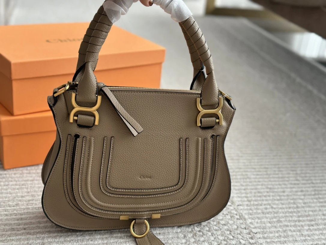 Chl*e Saddle Bag  30*24 - 132630