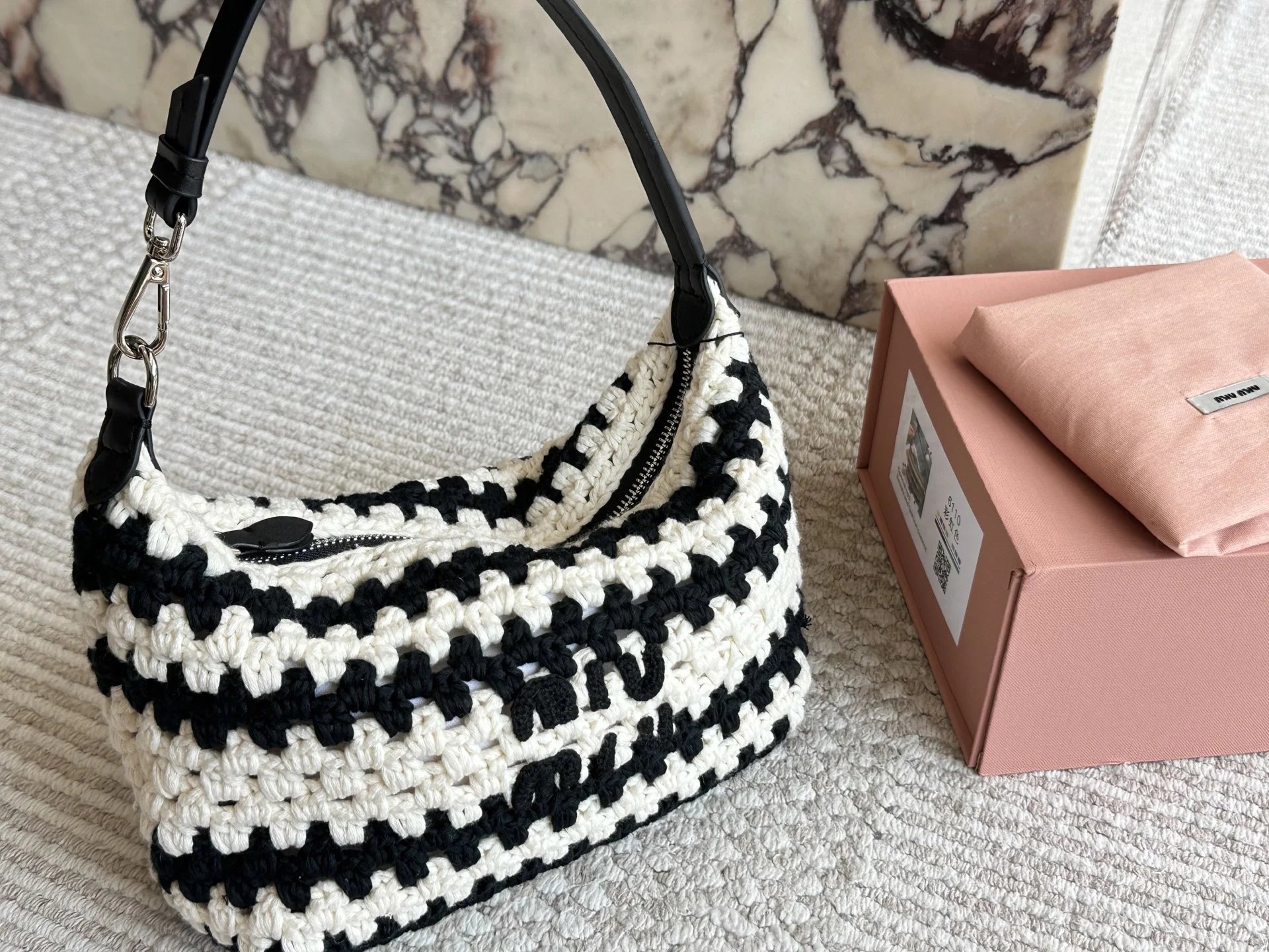 M*um*u Handbags 2025 - 132811