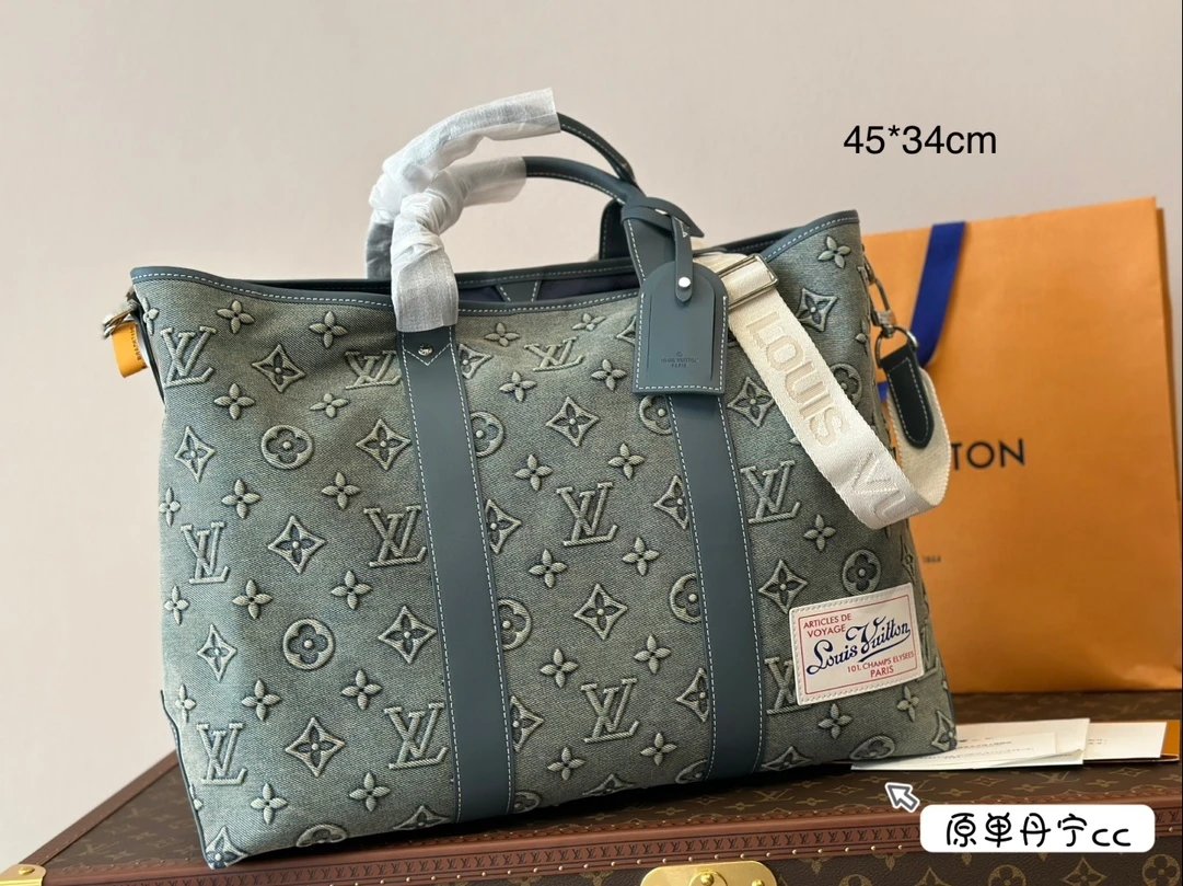 L*uis V*itton Handbags WEEKEND TOTE NM - 133577
