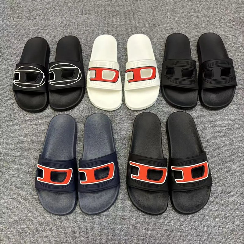 S.D 小镂空拖鞋 MI嘴