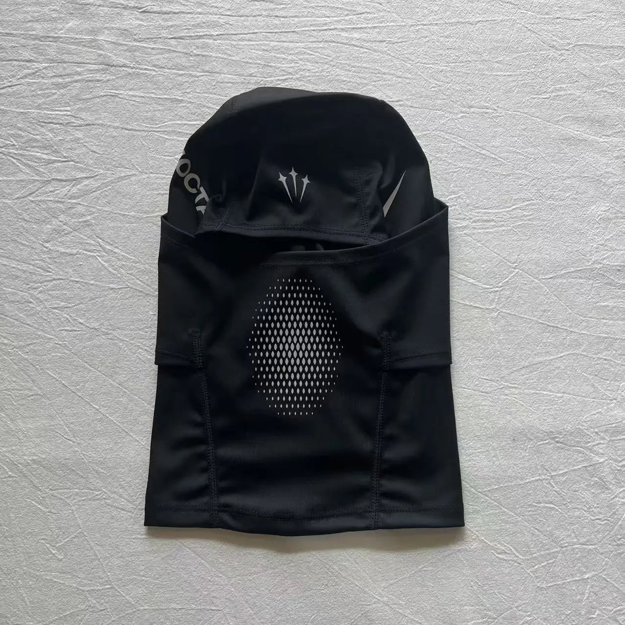 清仓款 可可 balaclava 面罩 with box 14