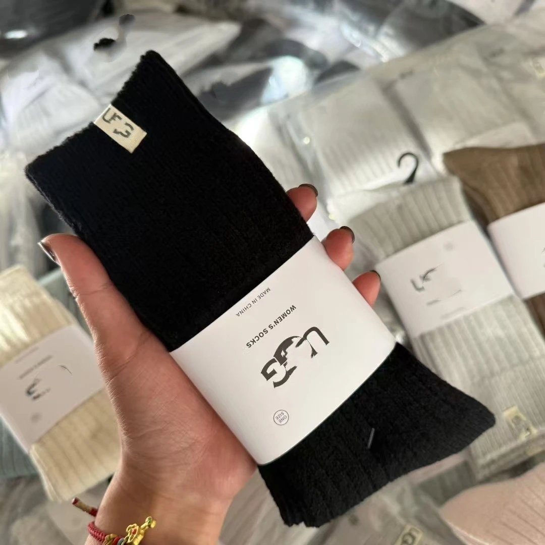 Soft Velvet Black