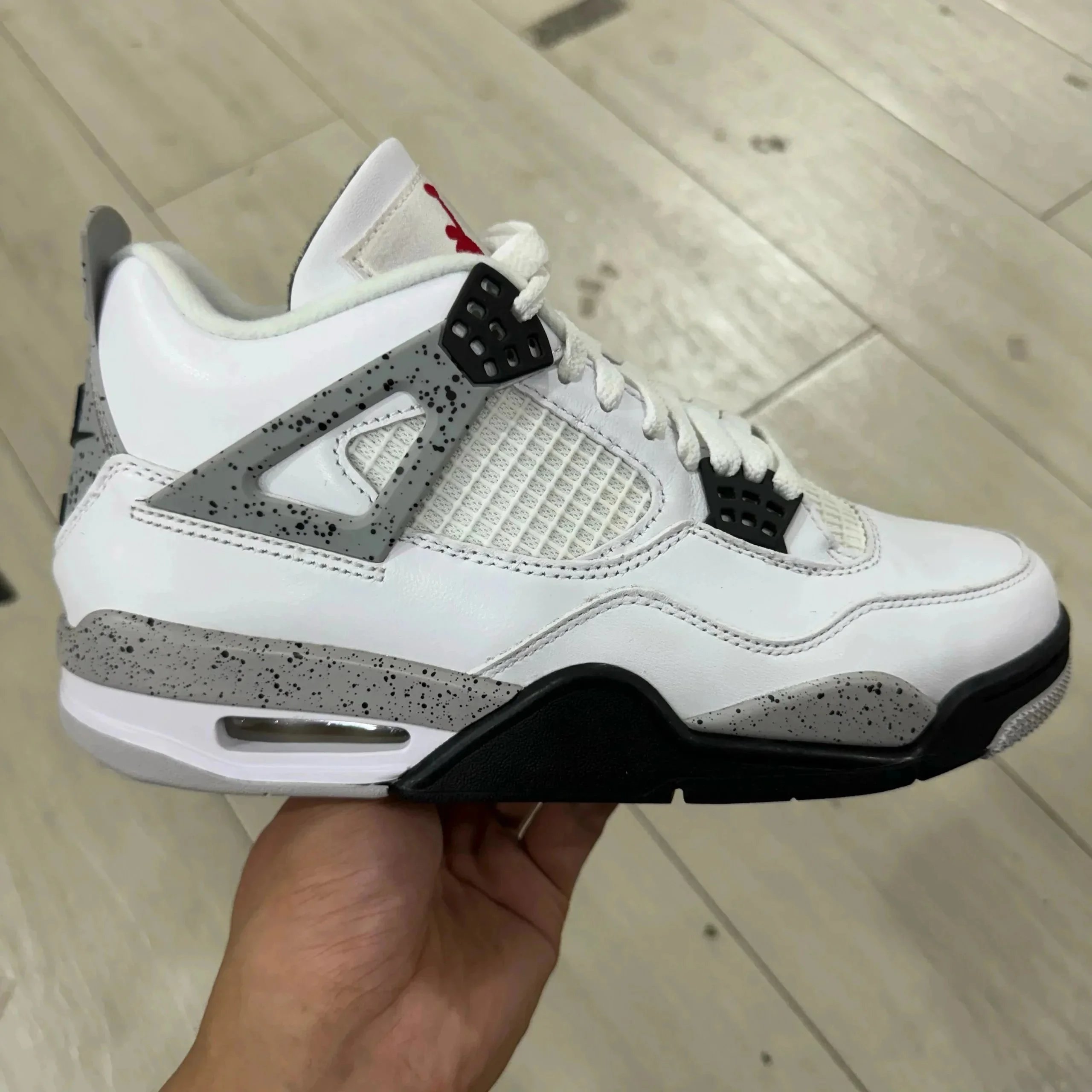 Goods 14 white cement