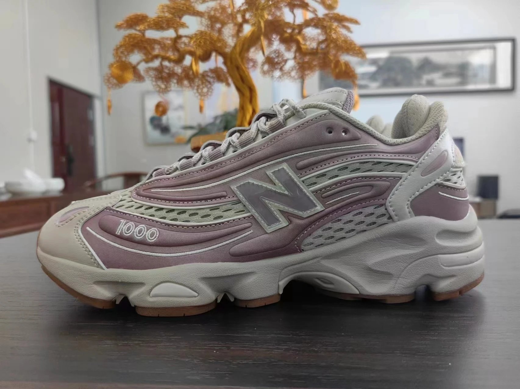 New Balance 1000 Pink Green Beige Chunky Sneakers - 30