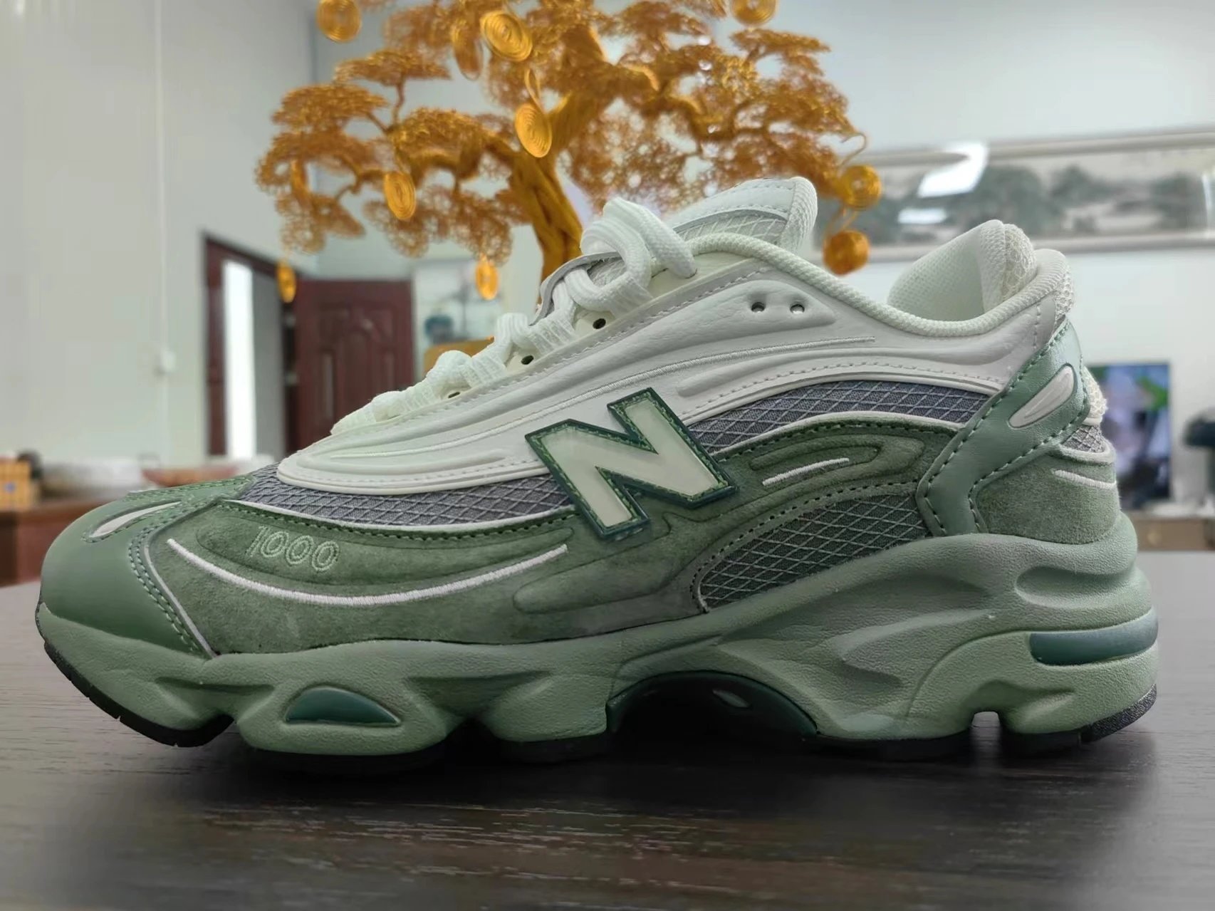 New Balance 1000 Pink Green Beige Chunky Sneakers - 13