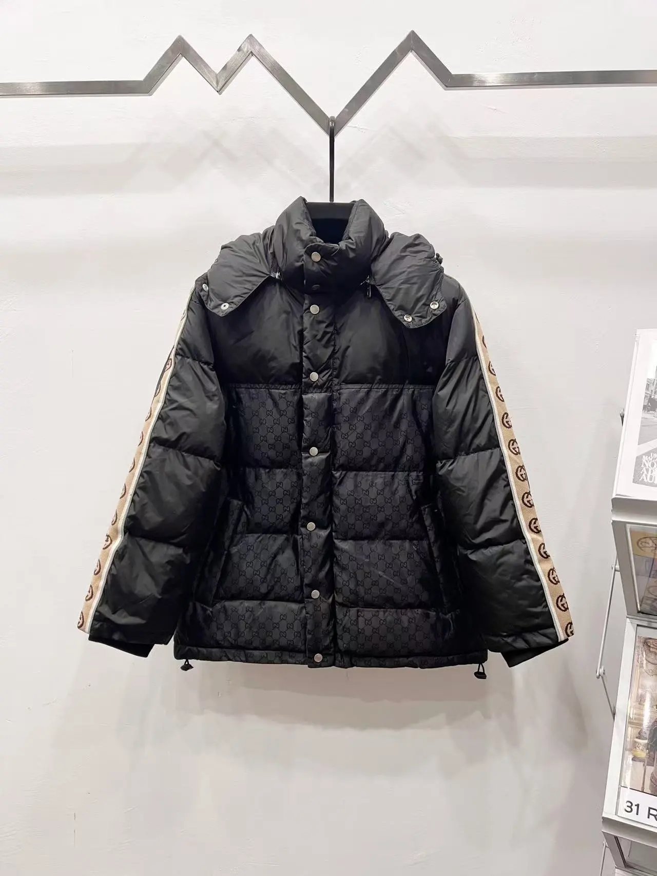 Product view 24