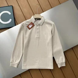 thumbnail for Three-Button Polo Shirt 三粒扣翻领polo衫496839 E