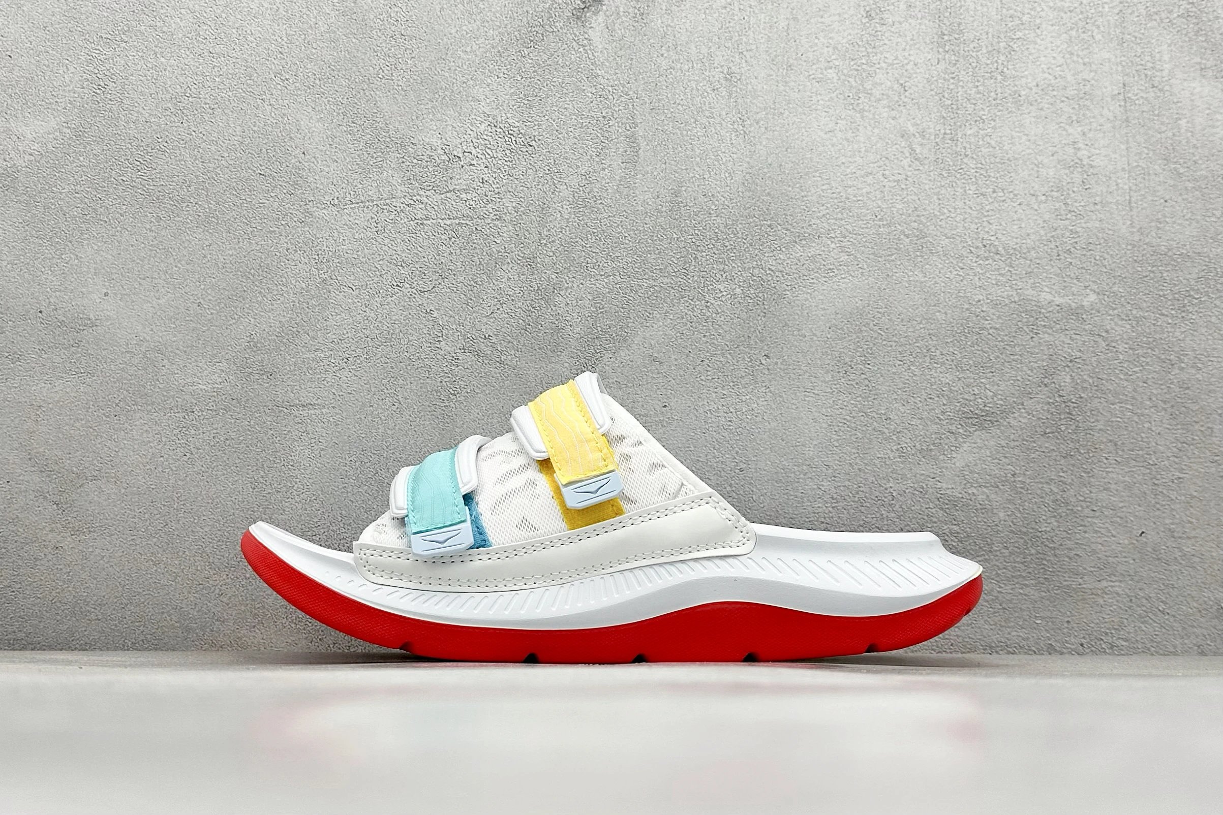 HOKA(13)