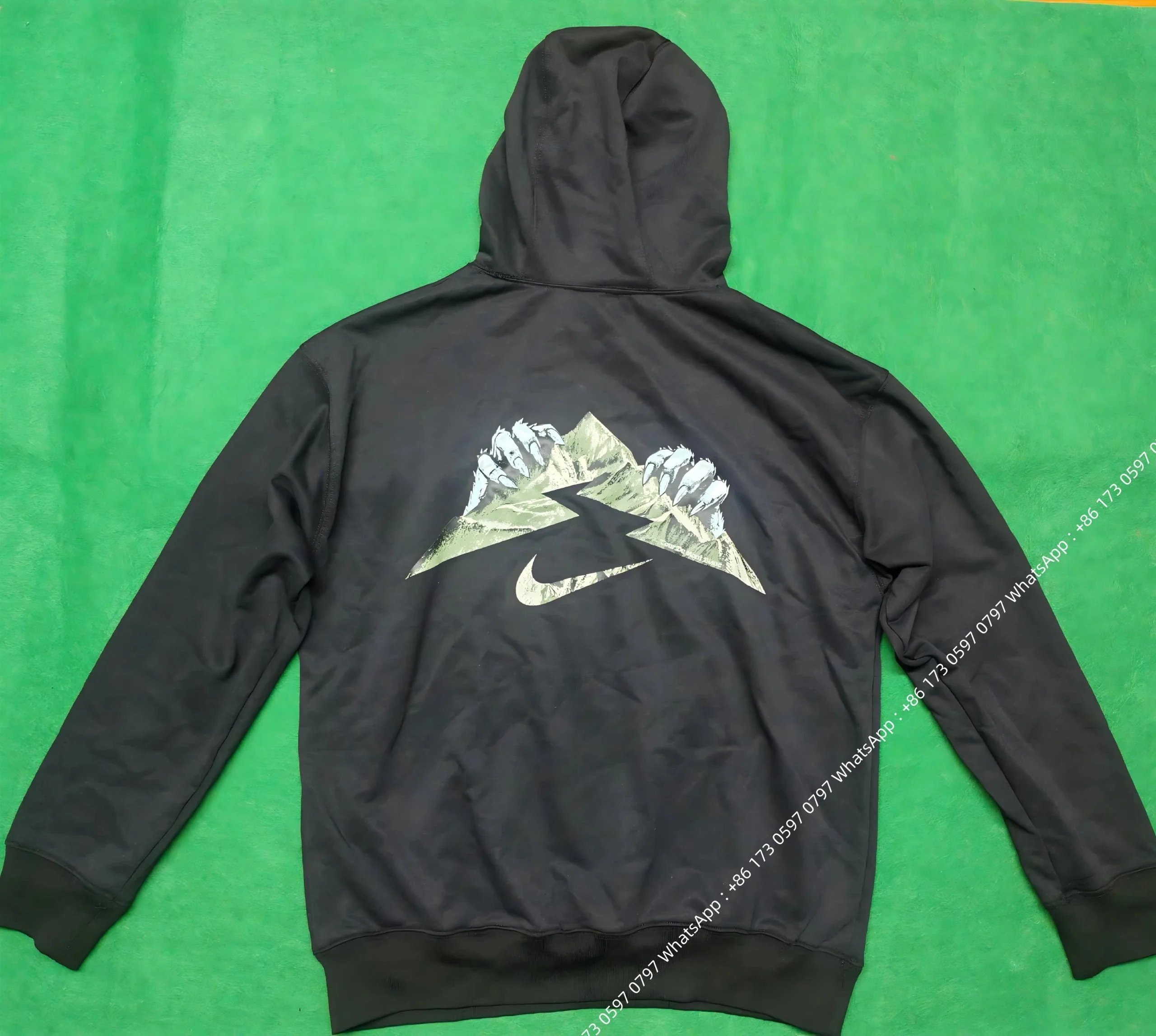 Claw Hoodie (Hot selling)
