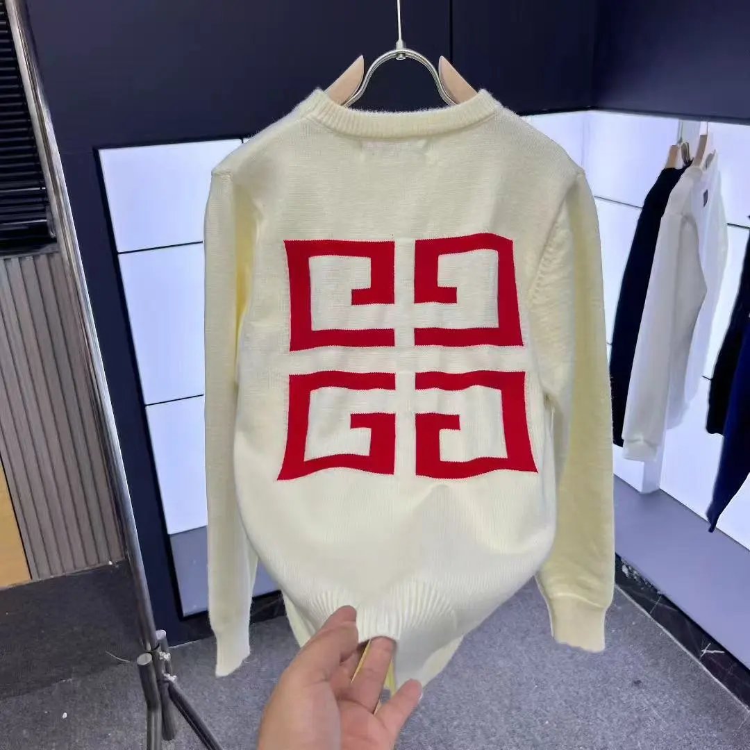 Ji Sweater White