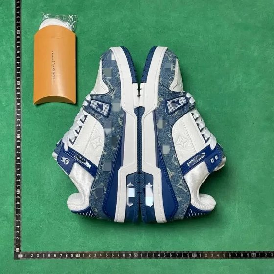 B3D Lace-Up Flat Low-Top Skate Shoes (No returns or exchanges unless defective)