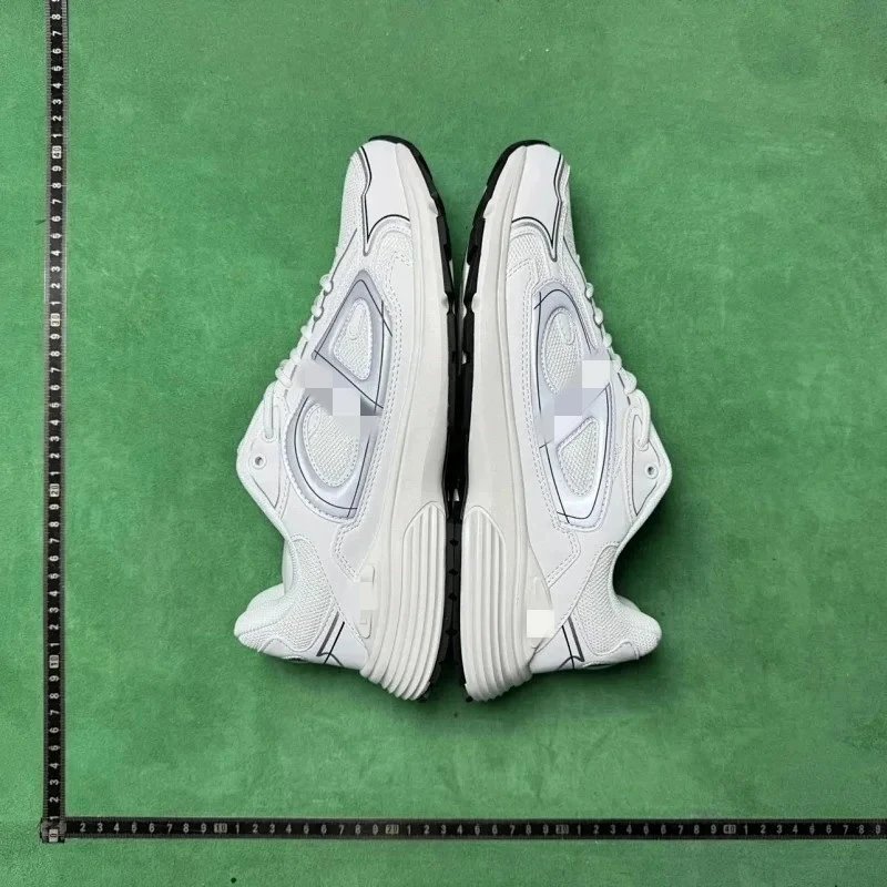 No. 3 White 000