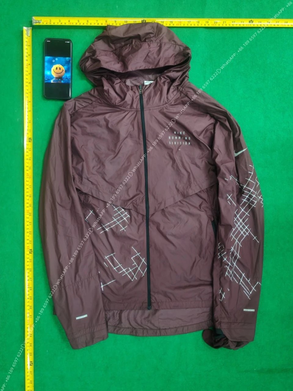 Nike Running Division Lightweight Hooded Jacket