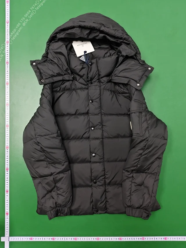 Moncler Down Jackets Quilted jacket product detail image 24