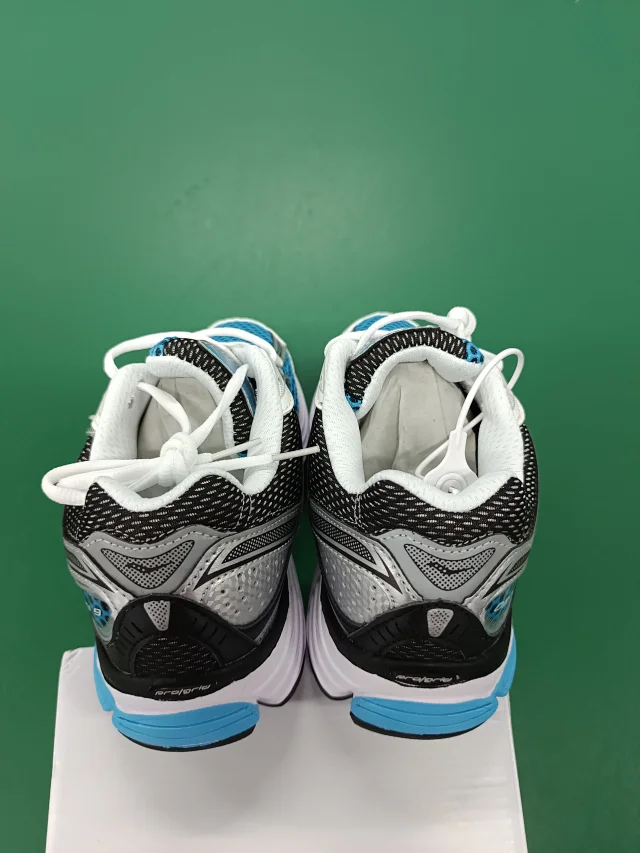 Saucony Sneakers Omni 9 mesh running product detail image 13