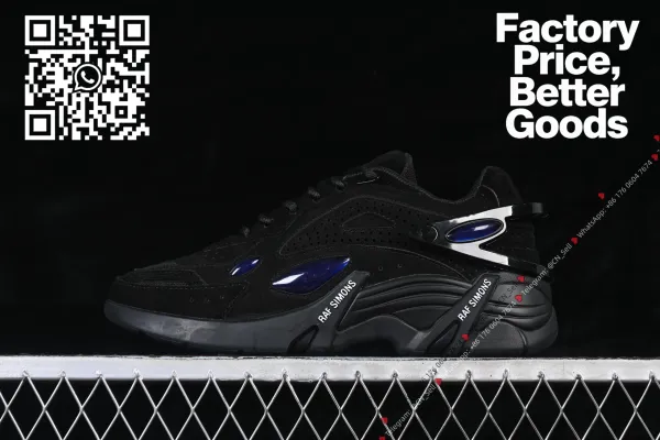 Design Raf Simons Ozweego Black with Blue Accents Sneakers Chunky Sneakers - 1