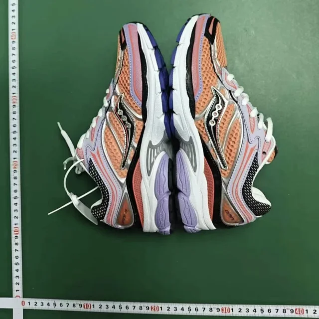 Saucony Sneakers Omni 9 mesh running product detail image 17