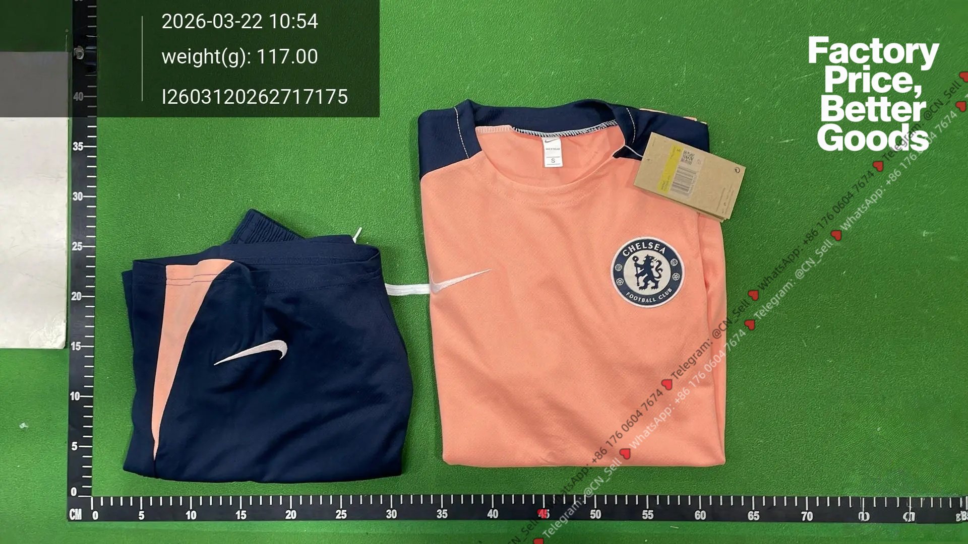 25 Short Sleeve Chelsea