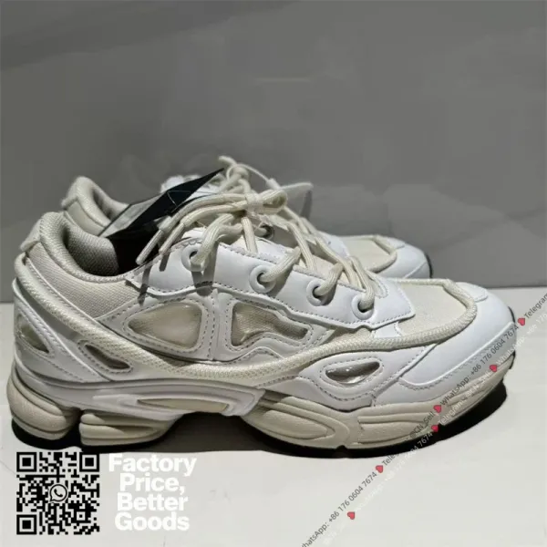 Adidas Originals Ozweego White Sneakers Chunky Sneakers - 1